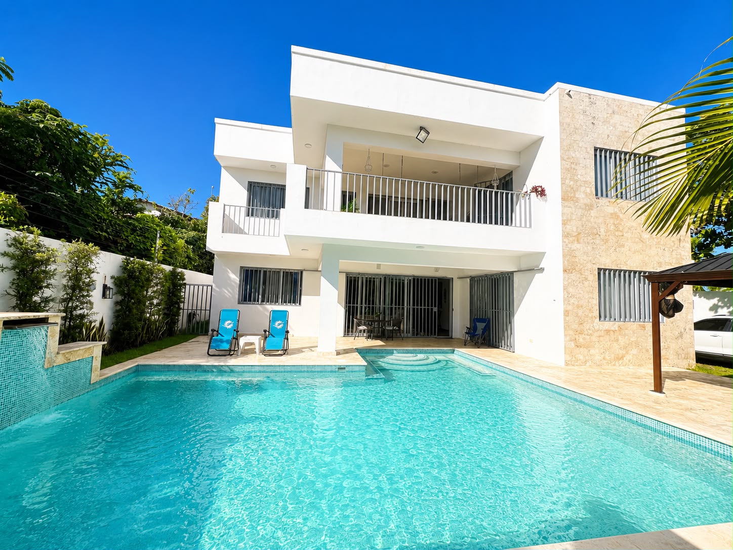 Arianna Villa y piscina